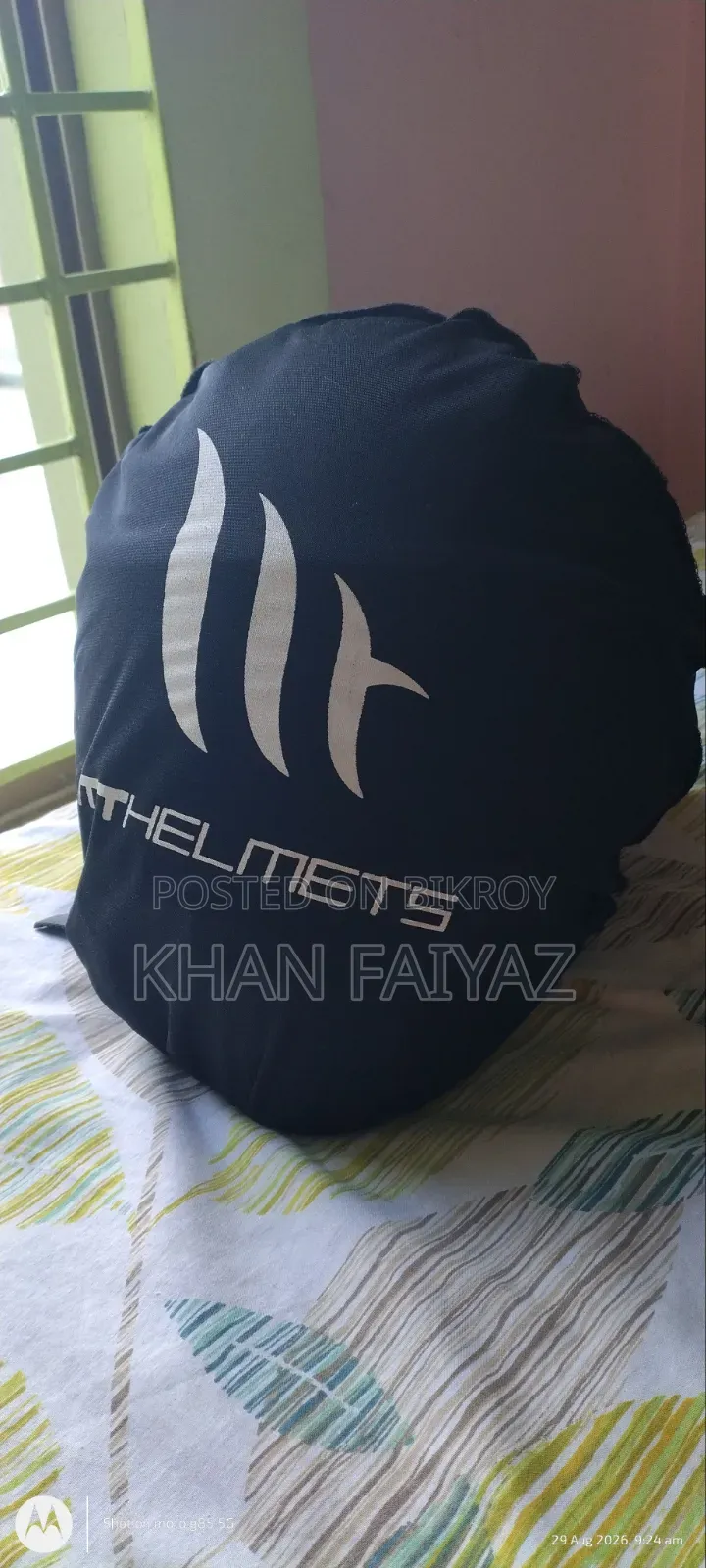 MT Stinger Helmet for Sale (Size: M, Fresh Condition)