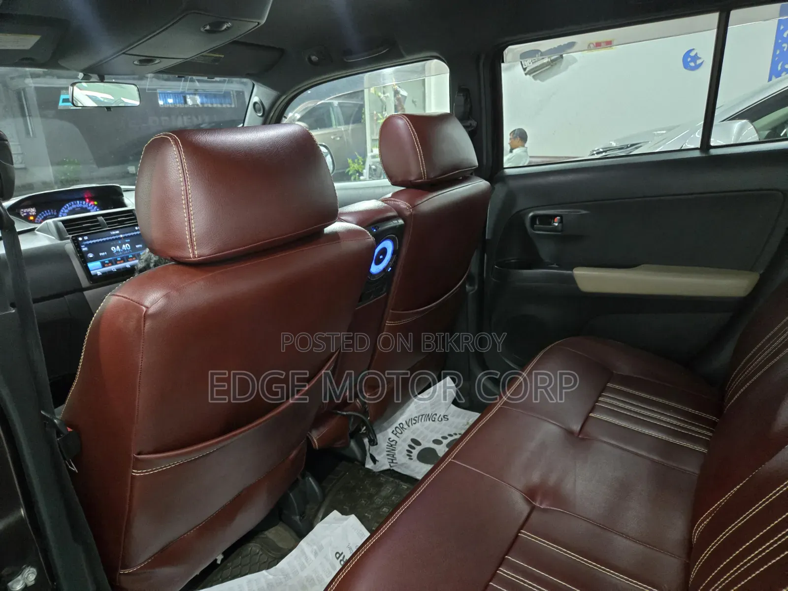Toyota bB 2011 Brown