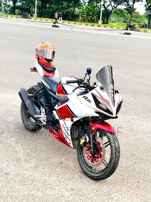 Yamaha R15 V3 2015 White