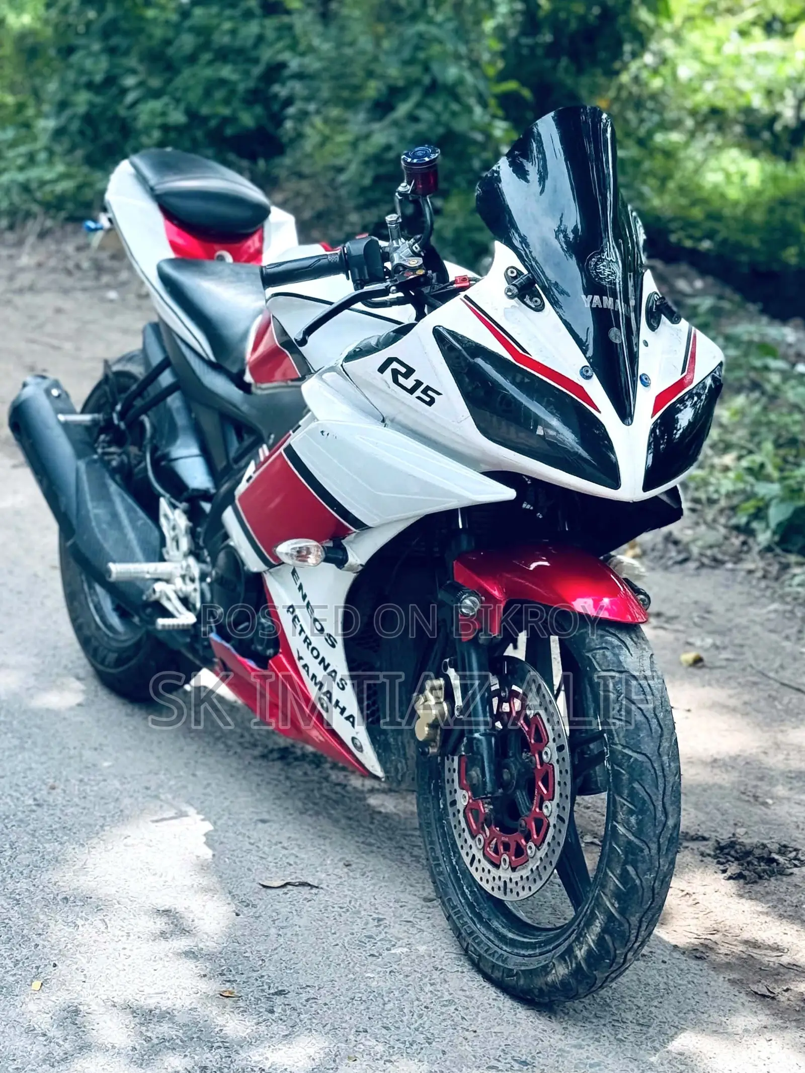 Yamaha R15 V3 2015 White
