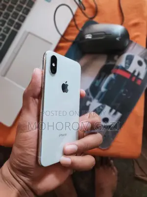 Apple iPhone XS 64 GB White