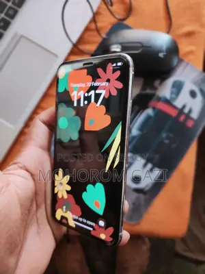 Apple iPhone XS 64 GB White