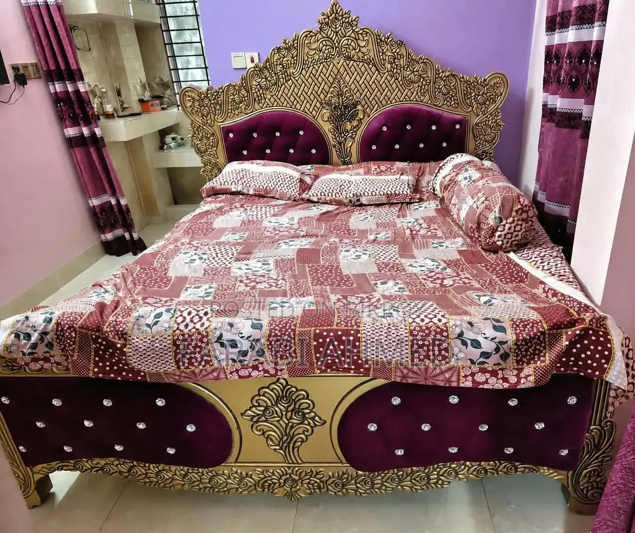 গোল্ডেন মালেশিয়ান Woods