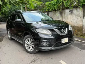 Nissan X-Trail 2.0 Hybrid FWD 2015 Black