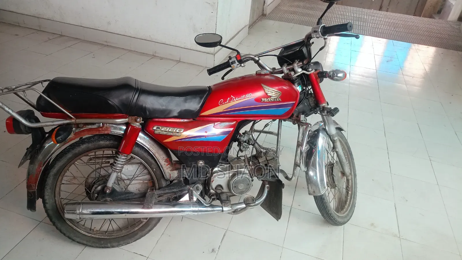 হন্ডা ২০০৭ লাল