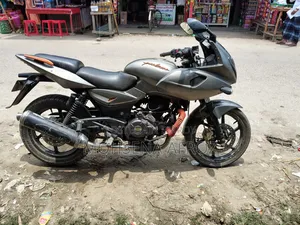 Bajaj Pulsar 220 F 2017 Gray