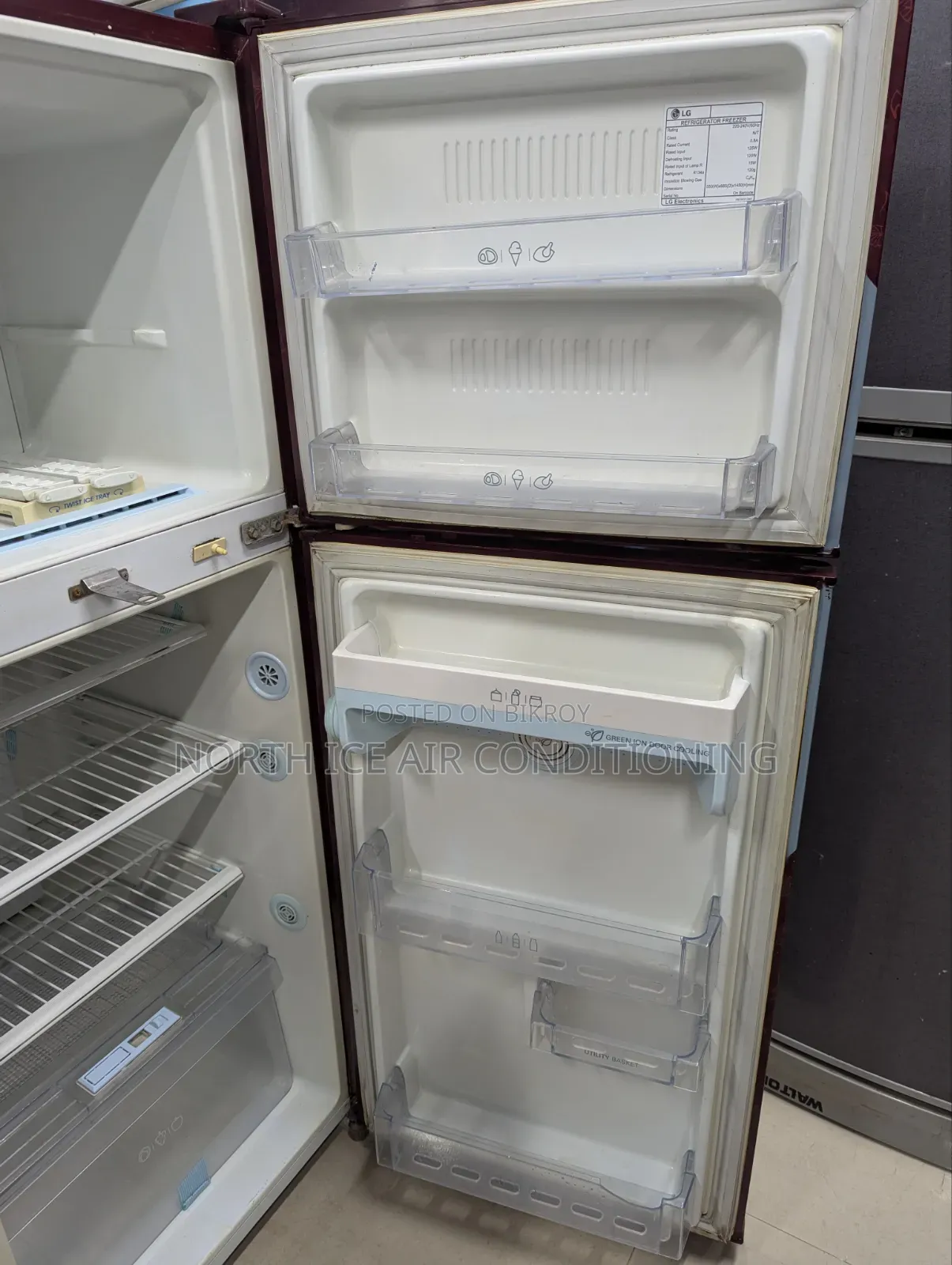 LG Red Colour Non Frost Fridge 225 Ltr.
