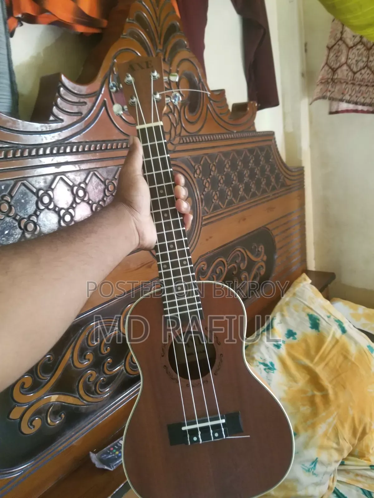 এই ইউকেলের শব্দ অনেক মসৃণ ও সুন্দর