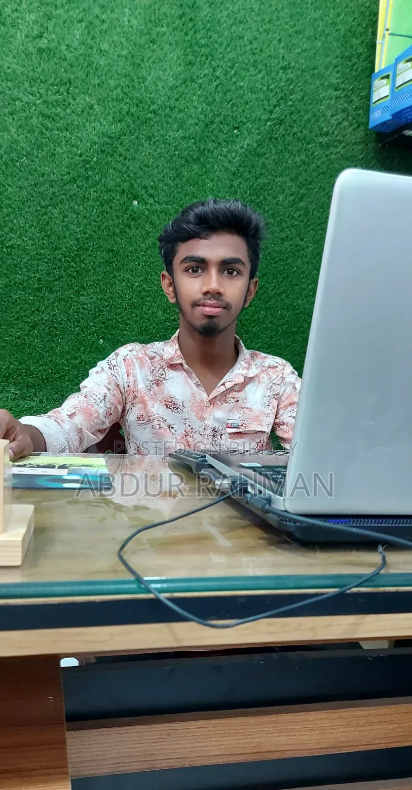 I Am Looking for a Job