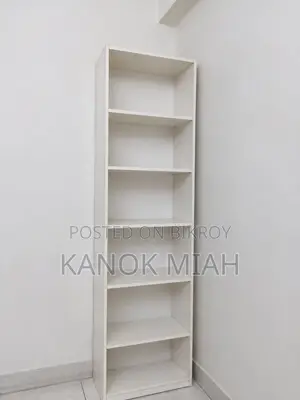 Second-Hand Storage Shelves / Rack – White, Good Condition