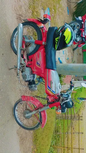 Honda CB 1990 Red