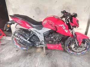 TVS Apache 160 4V 2022 Red