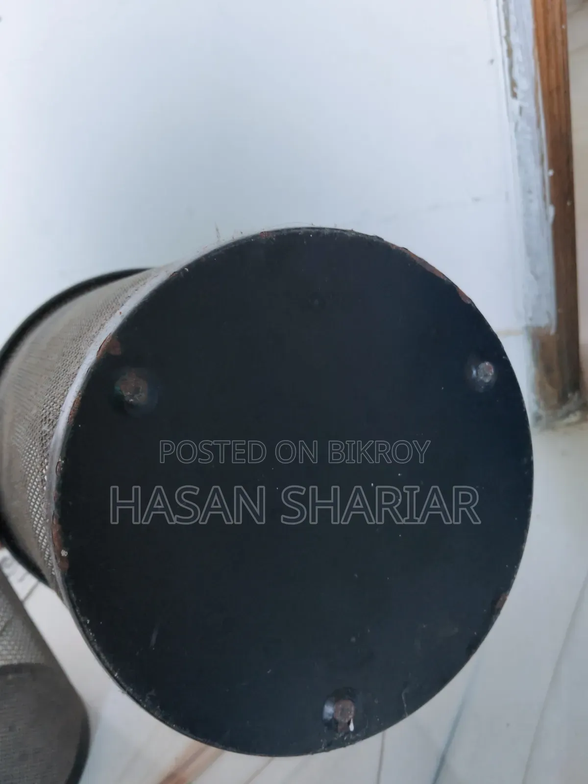 Iron Net Classical Trash Can.