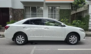 Toyota Premio 2019 Pearl