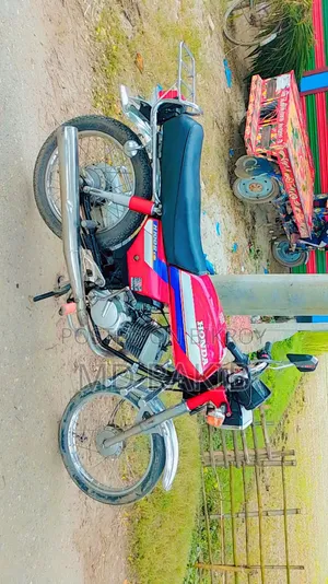 Honda CB 2000 Red