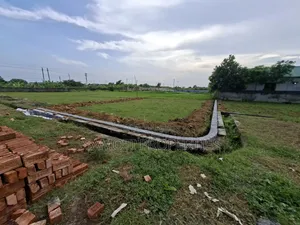 এয়ারপোর্ট রাস্তা কাছাকাছি প্লট এর অবস্থান