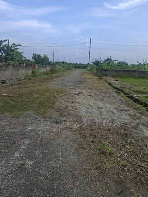 এয়ারপোর্ট রাস্তা কাছাকাছি প্লট এর অবস্থান
