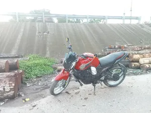 Yamaha FZ 2011 Red