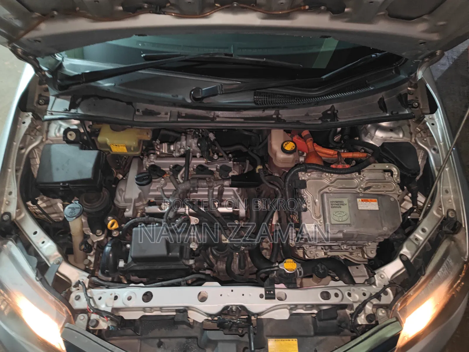 Toyota Axio 1.5 Hybrid 2WD 2014 Silver
