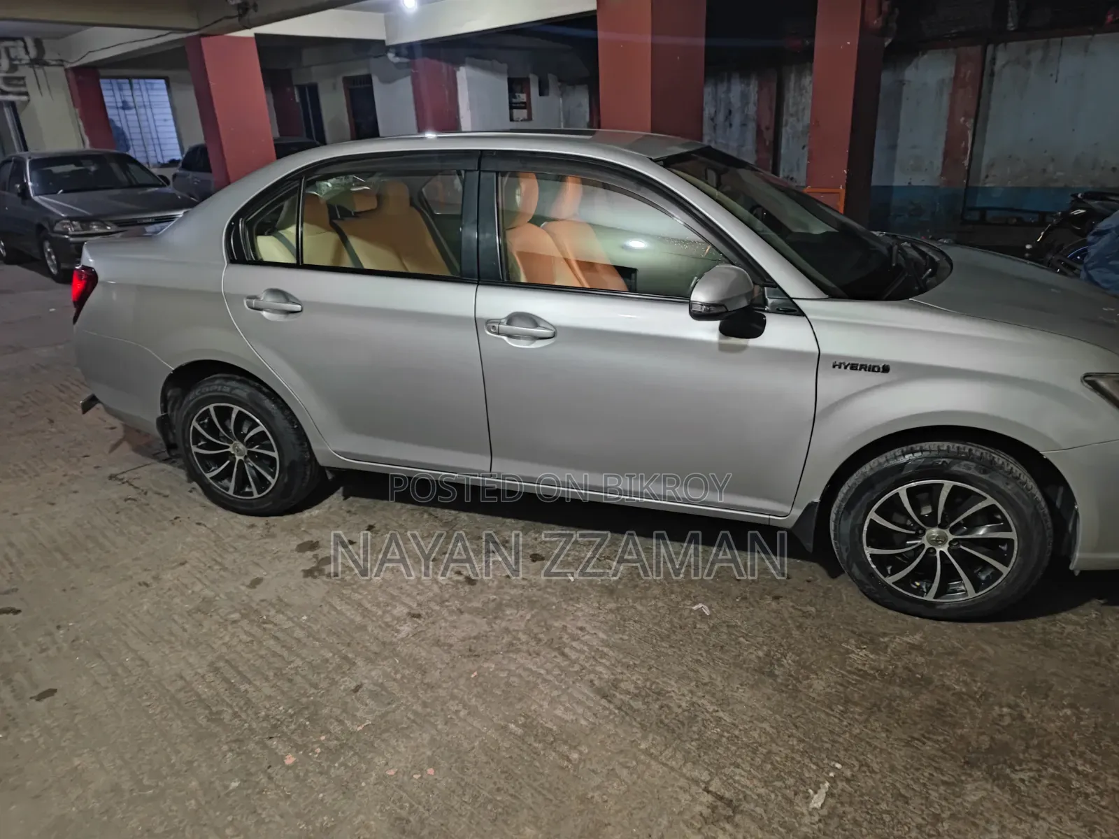 Toyota Axio 1.5 Hybrid 2WD 2014 Silver