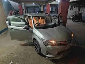 Toyota Axio 1.5 Hybrid 2WD 2014 Silver