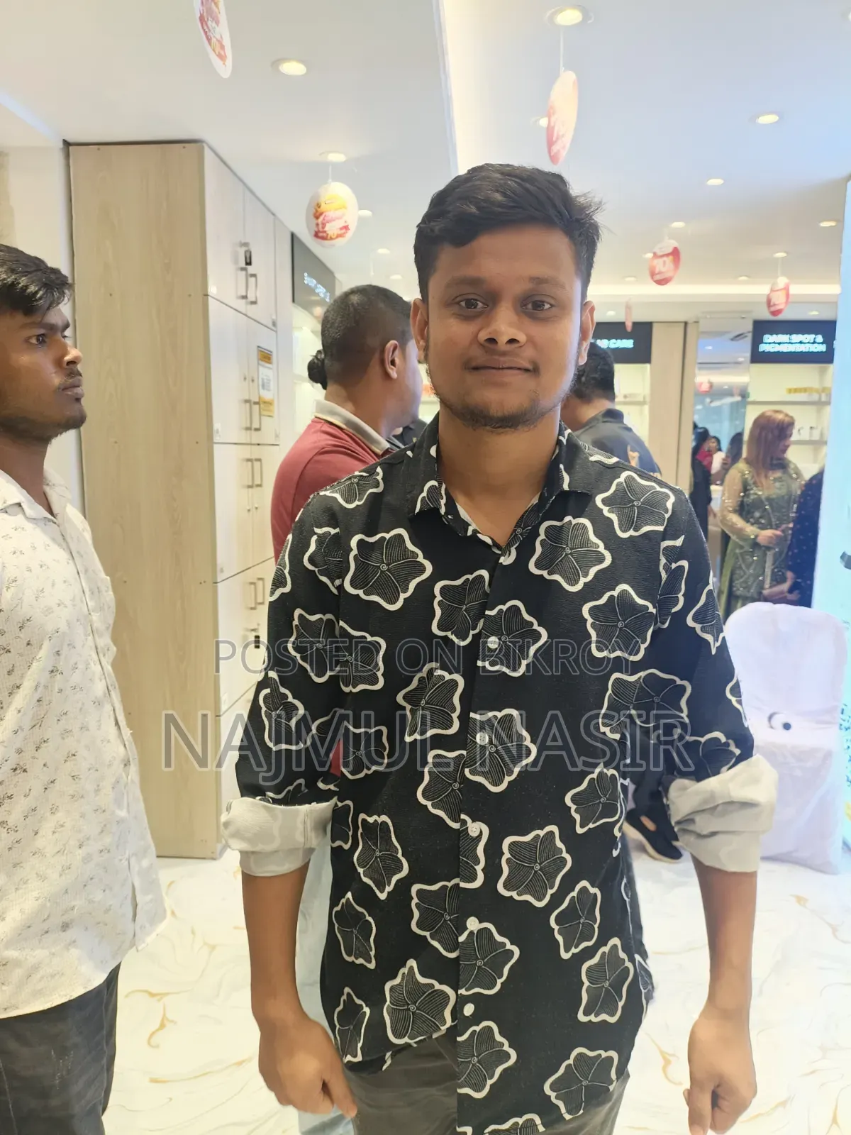 ইমারজেন্সি চাকরি দরকার