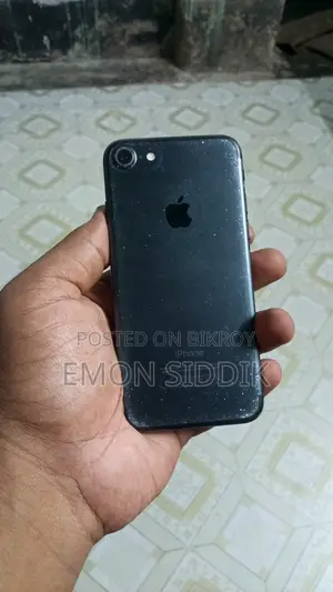 Apple iPhone 7 32 GB Black