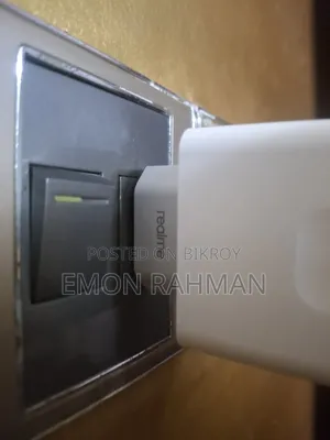 Realme Charger 18w