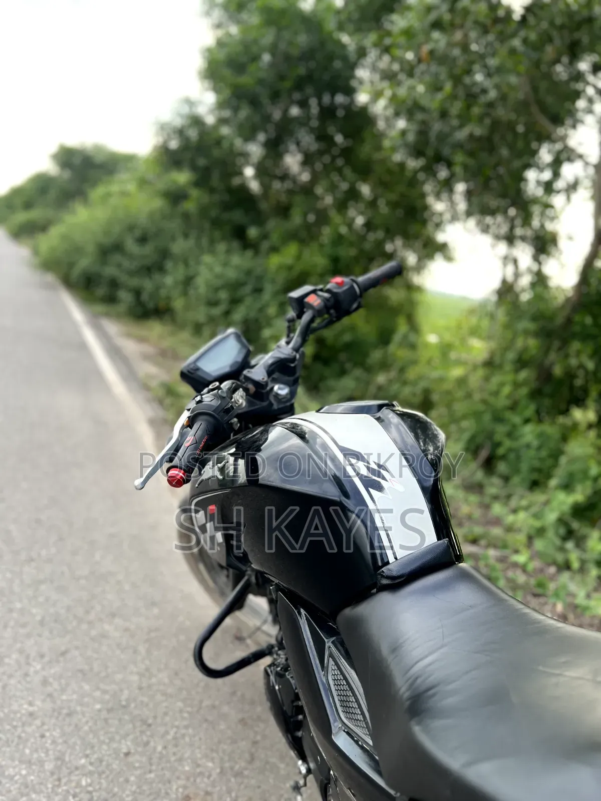 TVS Apache RTR 160 4V 2022 Black
