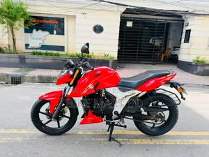TVS Apache RTR 160 4V 2024 Red