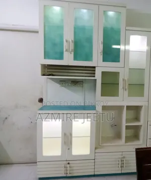 This premium Dinner Cabinet will be sold