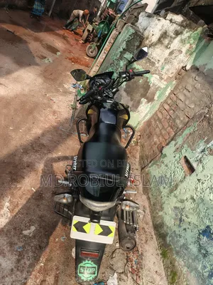 TVS Stryker 125 2021 Yellow
