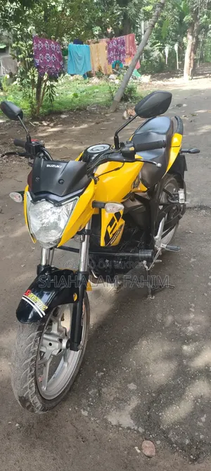 Suzuki Gixxer 2023 Yellow