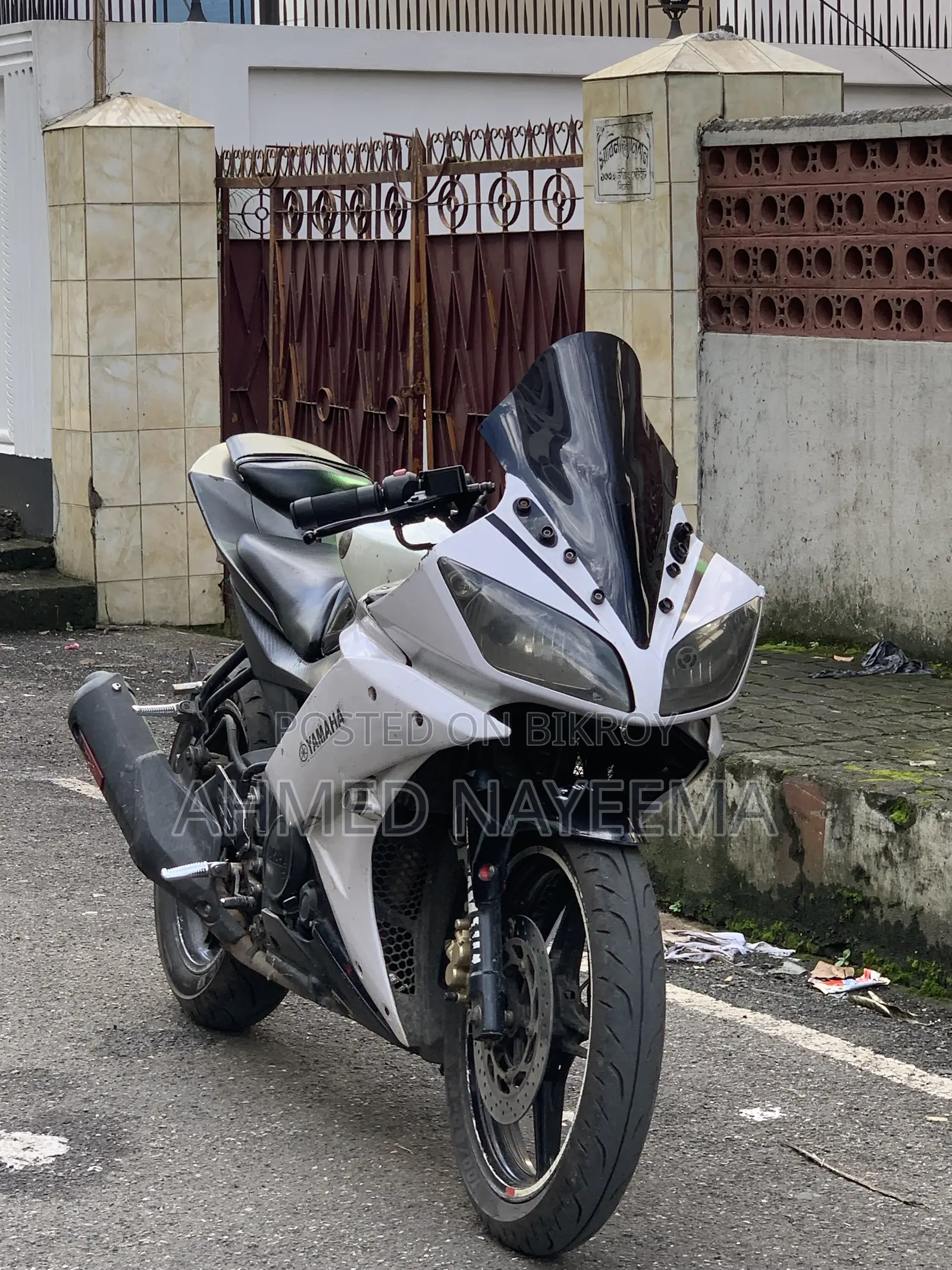 Yamaha R15 V3 2016 White