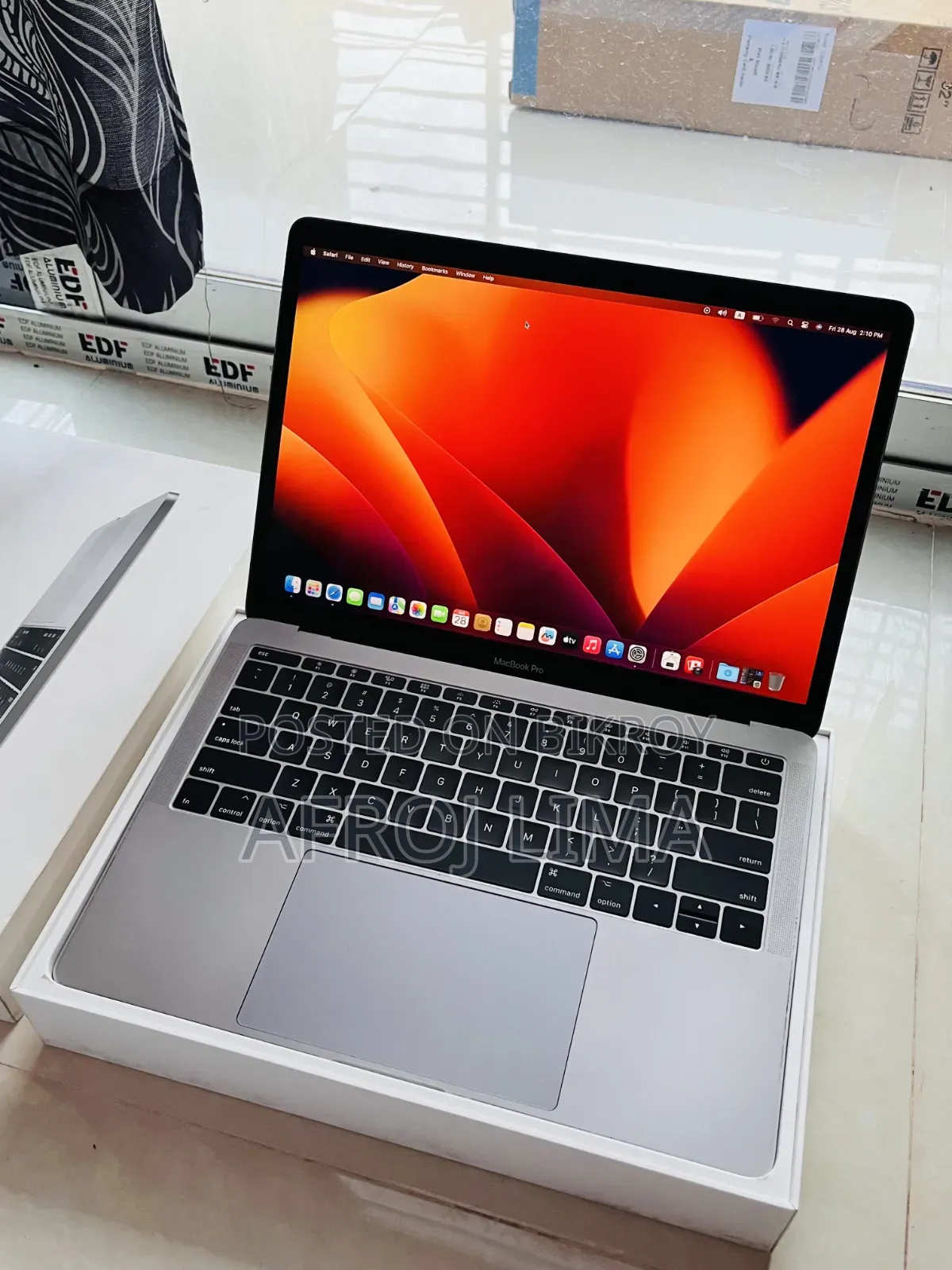Laptop Apple MacBook Pro 8GB SSD 256GB