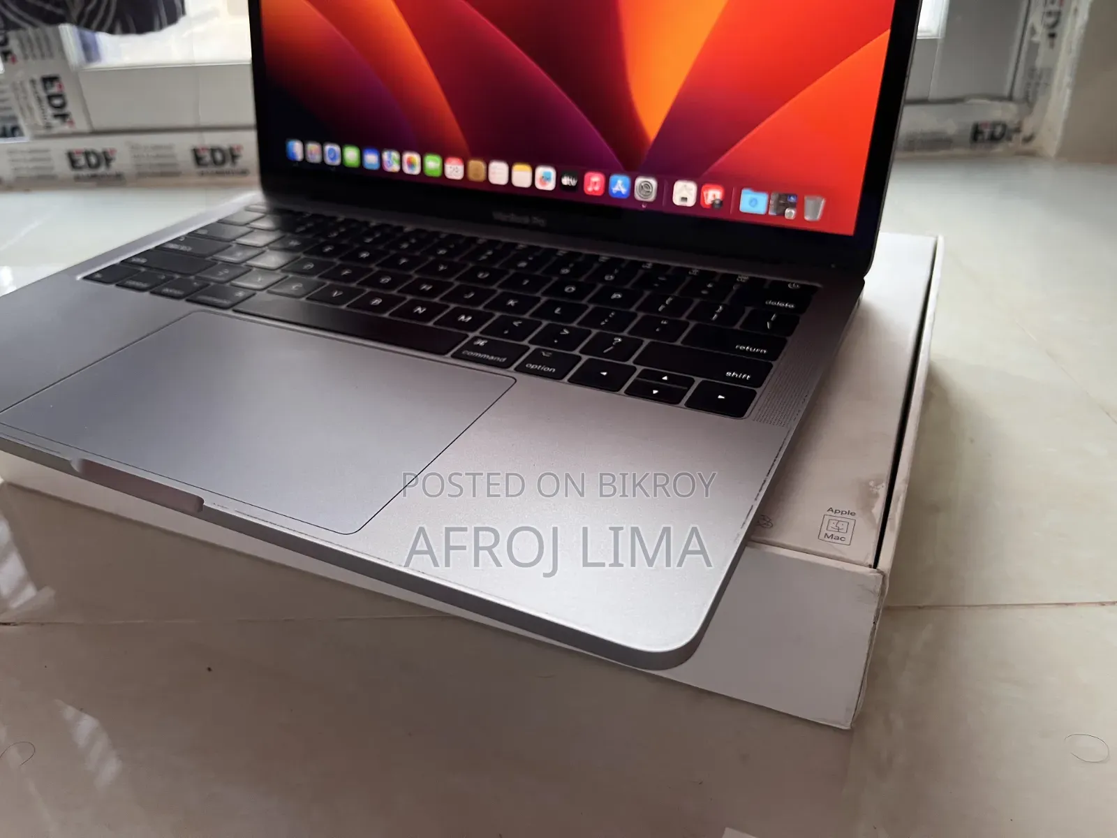 Laptop Apple MacBook Pro 8GB SSD 256GB