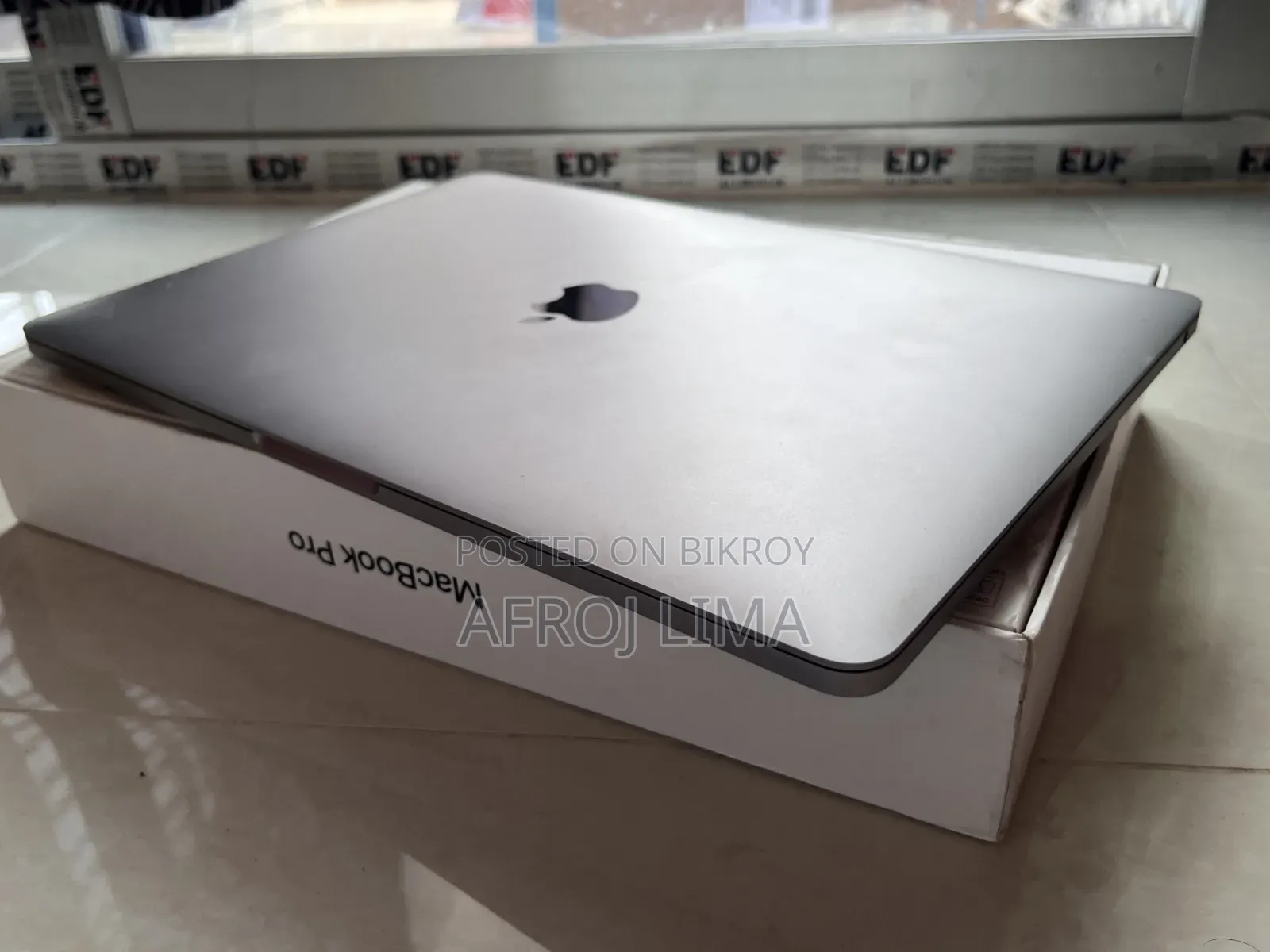 Laptop Apple MacBook Pro 8GB SSD 256GB