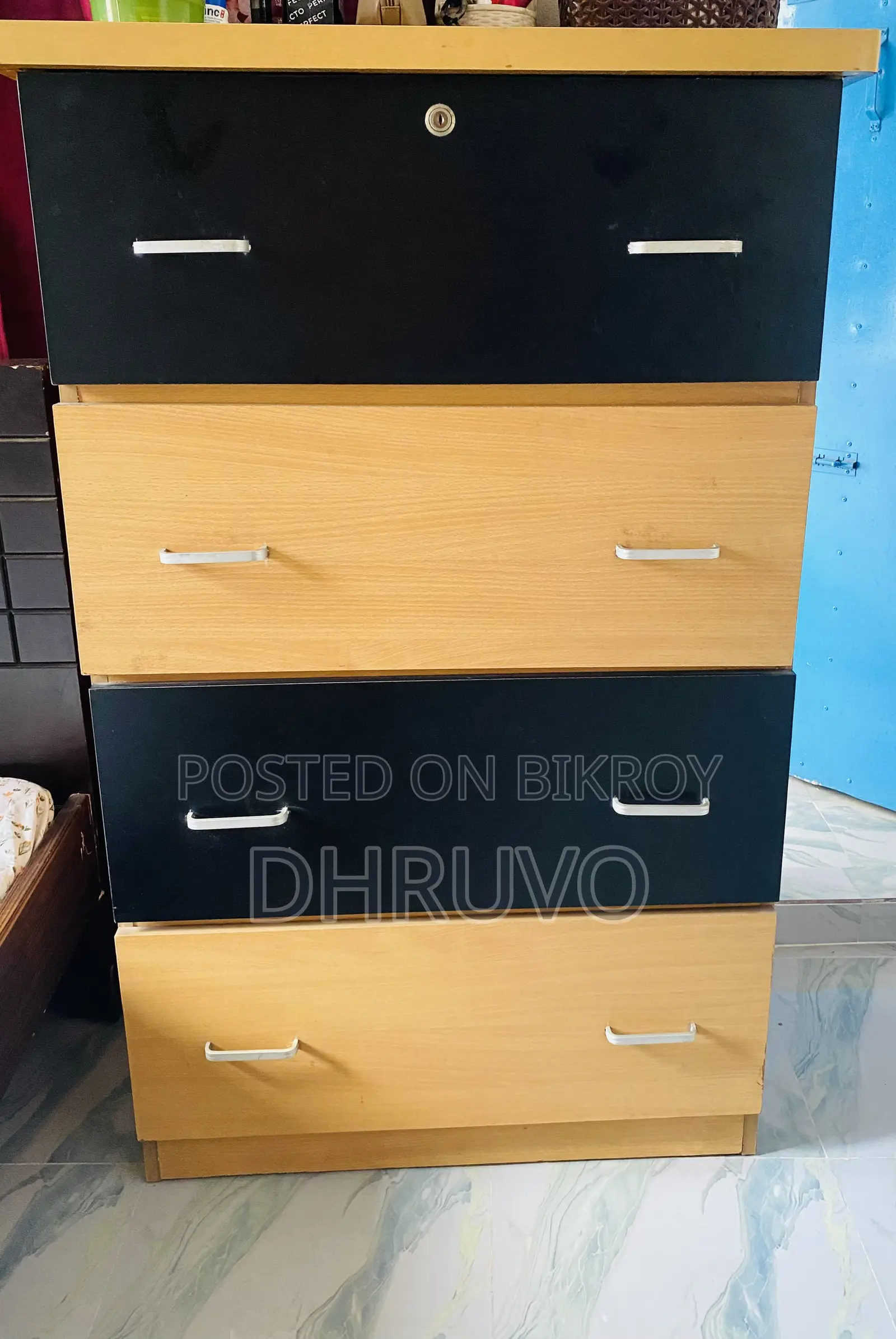 ওয়ারড্রব / Wardrobe