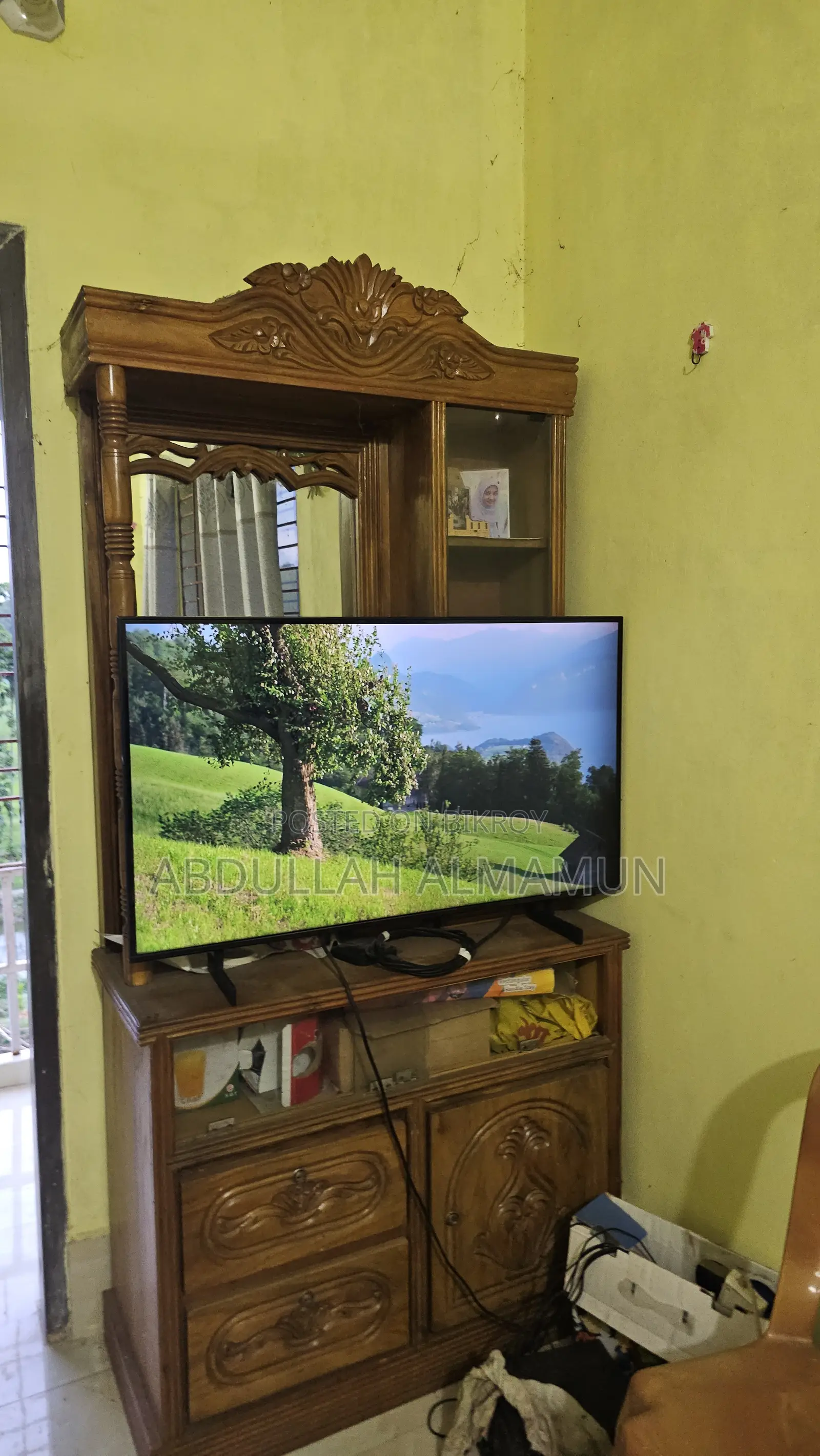 Samsung AU8000 43" Crystal UHD 4k Smart TV