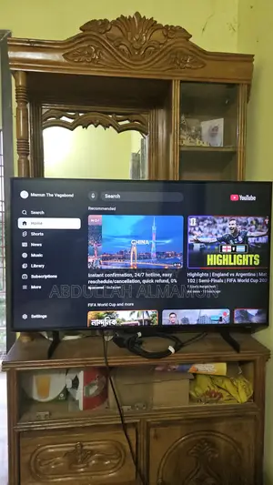 Samsung AU8000 43" Crystal UHD 4k Smart TV