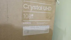 Samsung AU8000 43" Crystal UHD 4k Smart TV