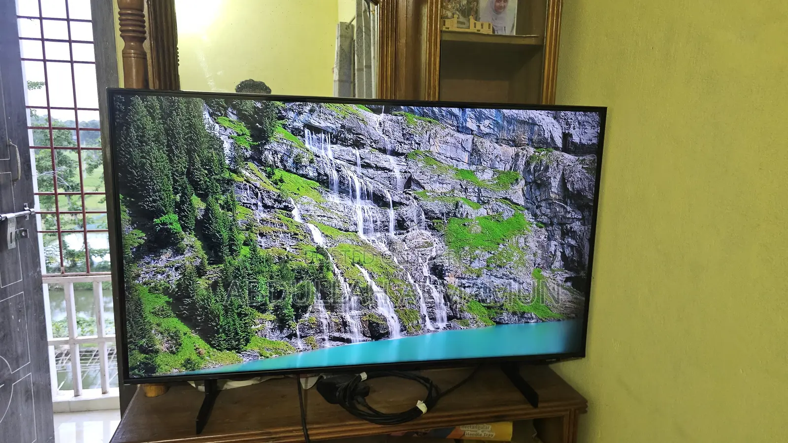 Samsung AU8000 43" Crystal UHD 4k Smart TV