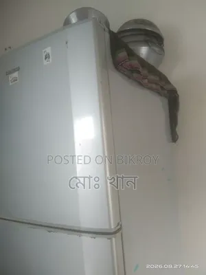 একটি ফ্রিজ বিক্রি হবে