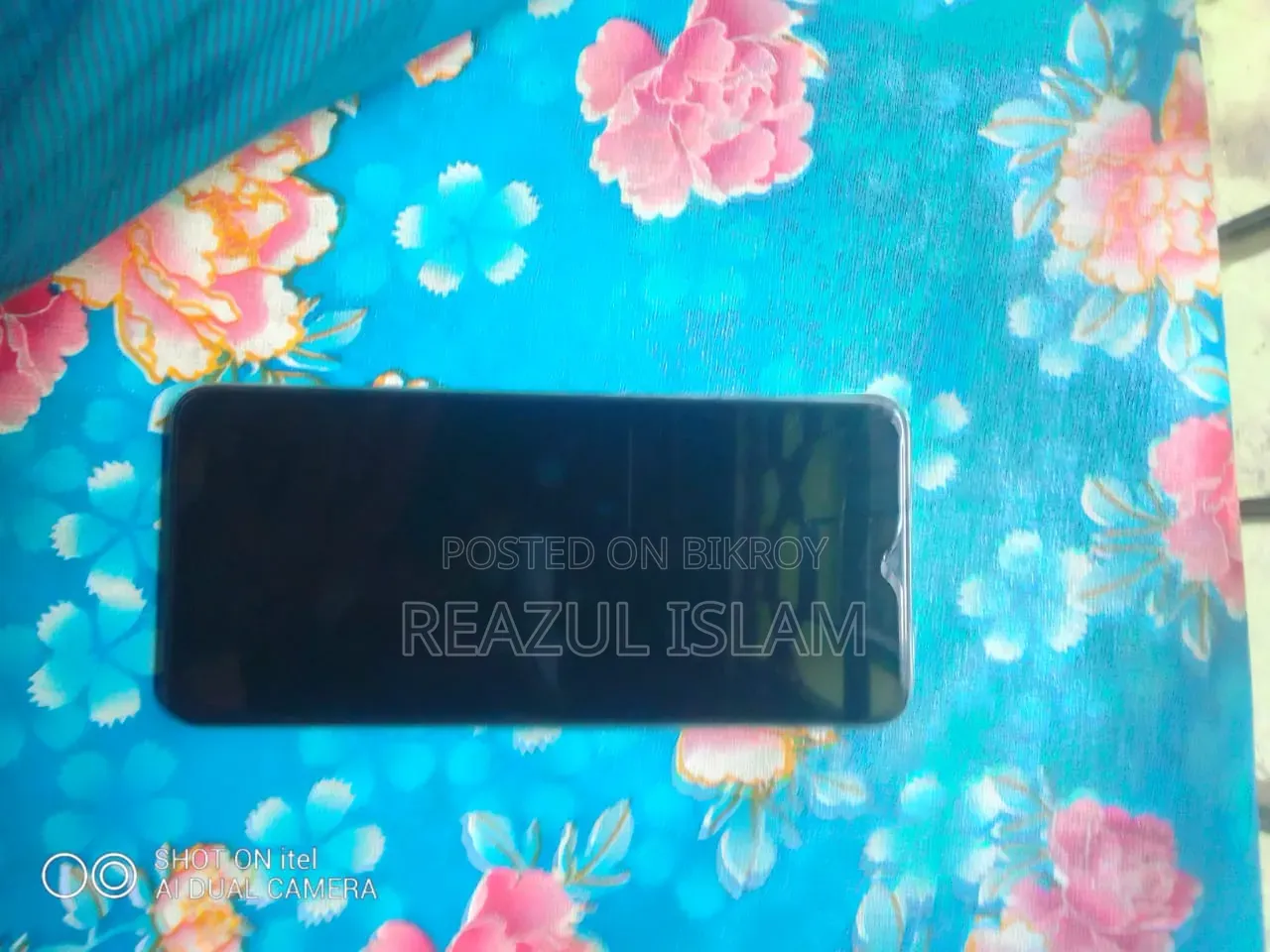 Vivo Y03t 64 GB Silver