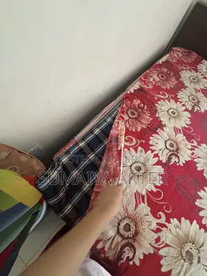 Bed 6'7 Canadian Wood