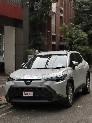 Toyota Corolla Cross 1.8 Hybrid FWD 2021 Pearl