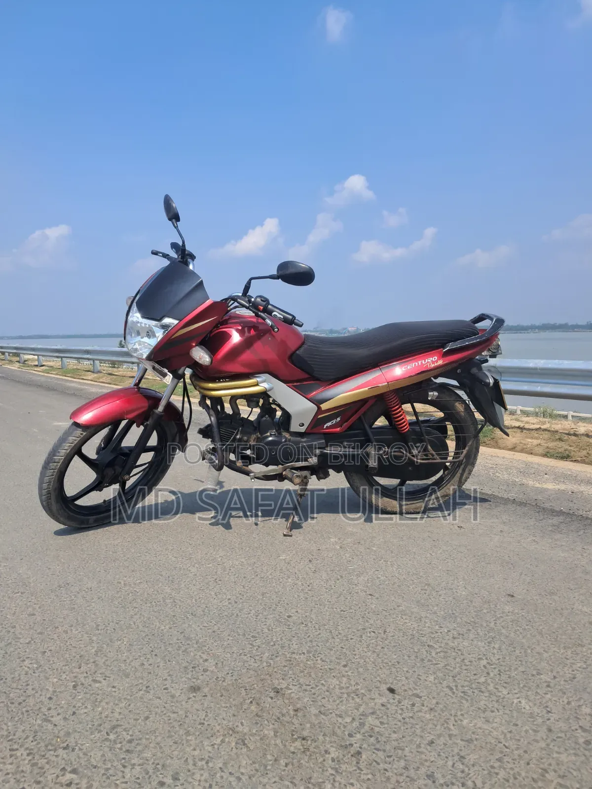 Mahindra Centuro 2017 Red