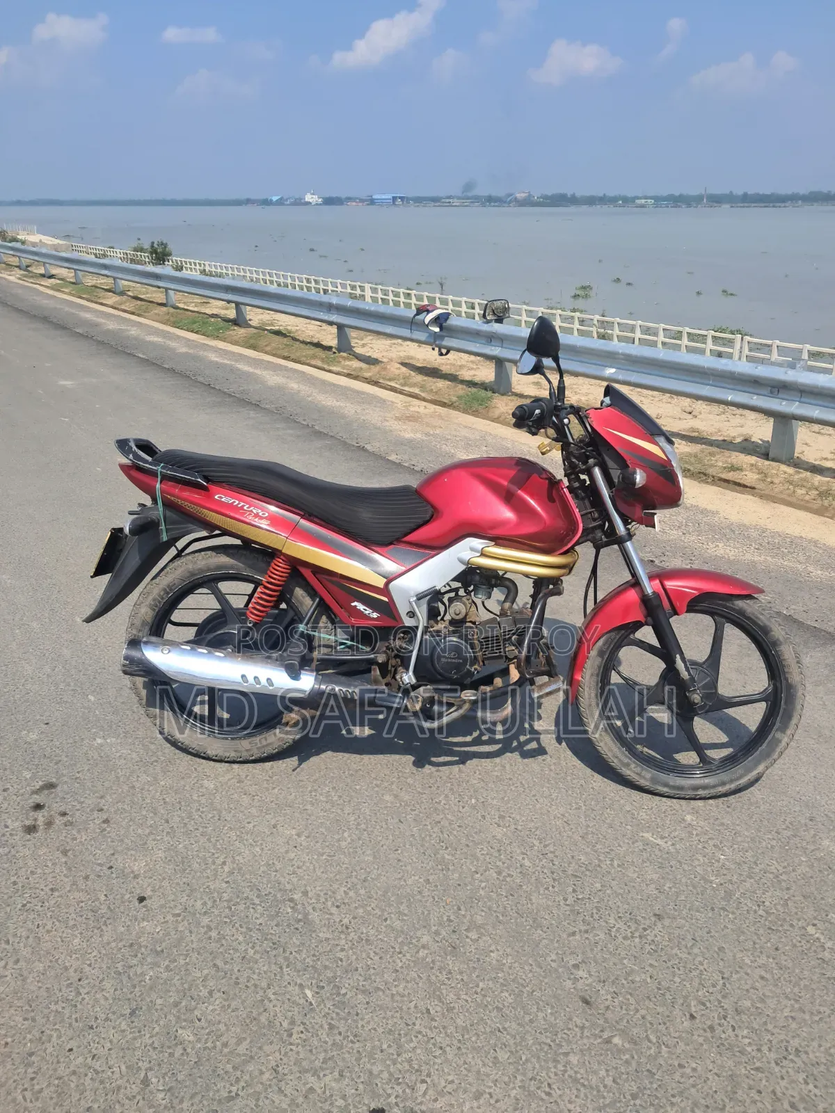 Mahindra Centuro 2017 Red