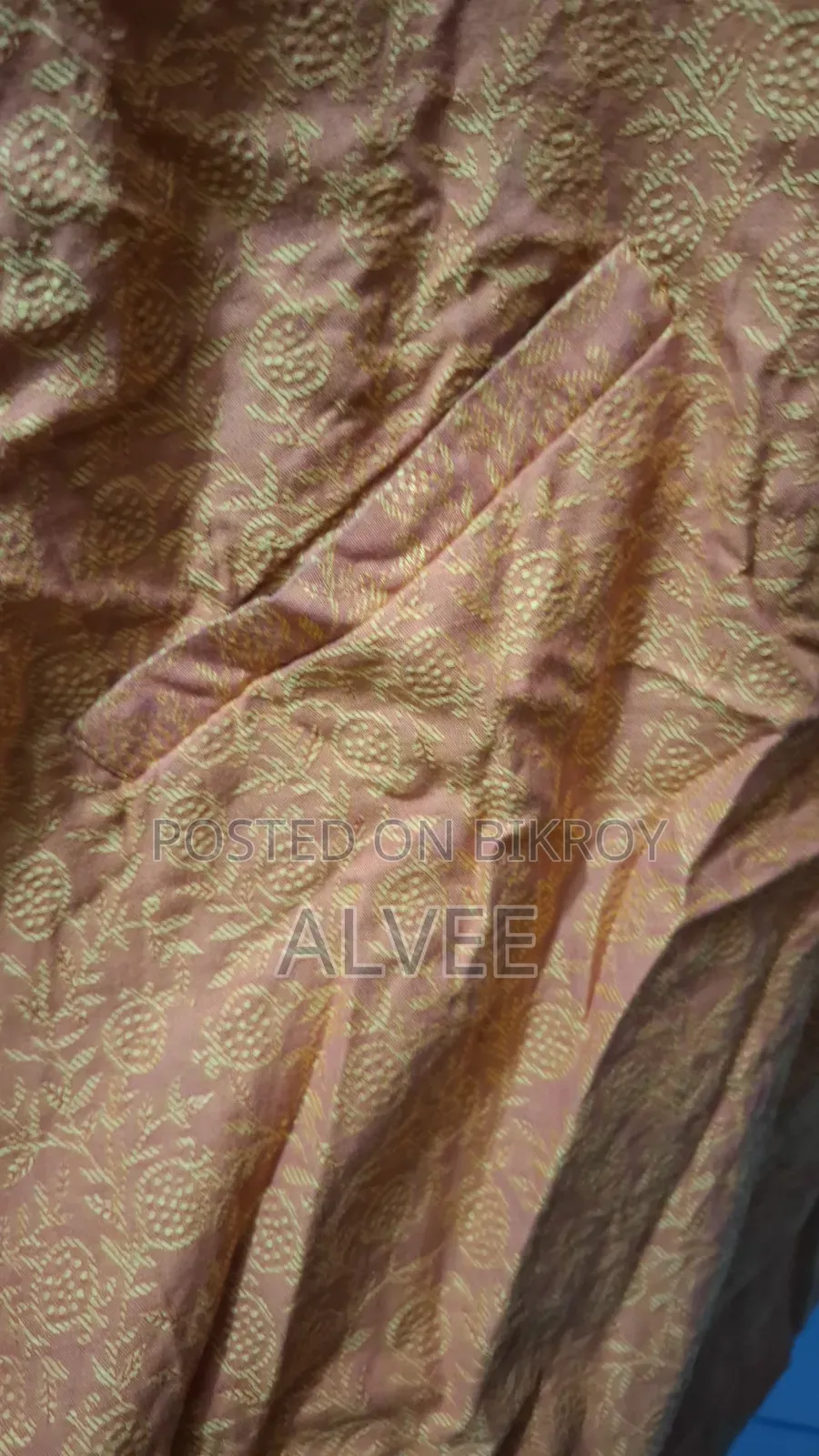 DECLUTTERING Dresses