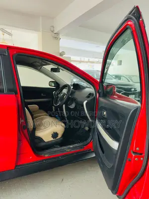 Toyota IST 2004 Red